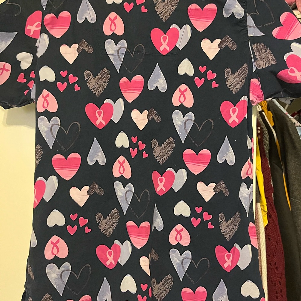 Scrub top - Picture 3 of 3
